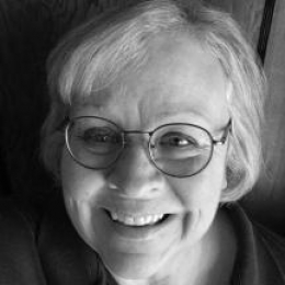 Heritage Institute Instructor Sherry Bozorth